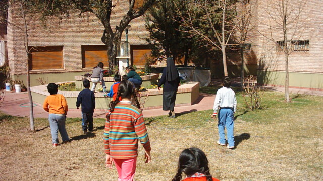 053074096083085X0302Y065100F000000000